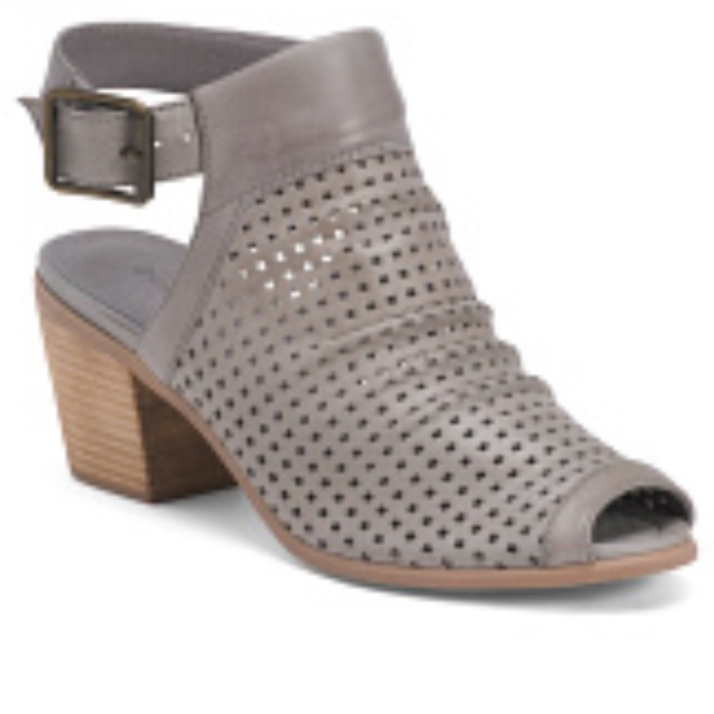 Chocolat Blu Sz 10 Gray Brown Ankle Strap Leather HeelsPerforated Design